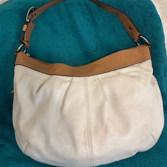 Coach Cream and Tan Leather Shoulder Bag - Picture 2 of 2